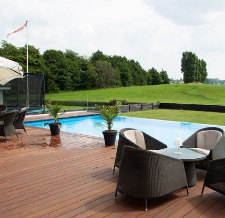 Behandlung von Holz im Außenbereich Behandlung von Holz im Außenbereich